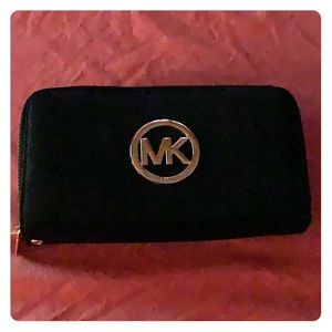 Michael Kors Clutch